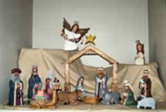 Dec 2006 - The finished Nativity Set. The 15th piece is the stable. It is made out of some scrap wood I had lying around and I used a small chisel to carve out a whole bunch of gouges to make the wood look old.